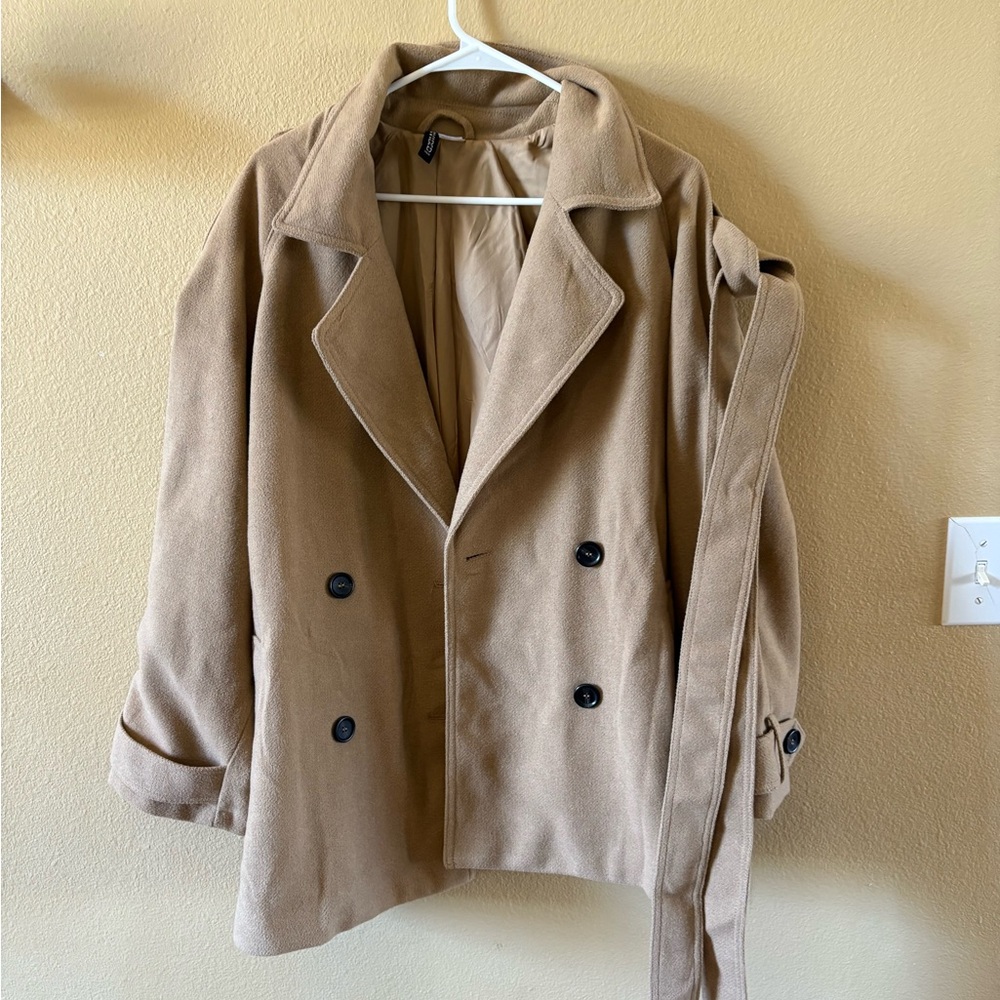 H&M Beige coat